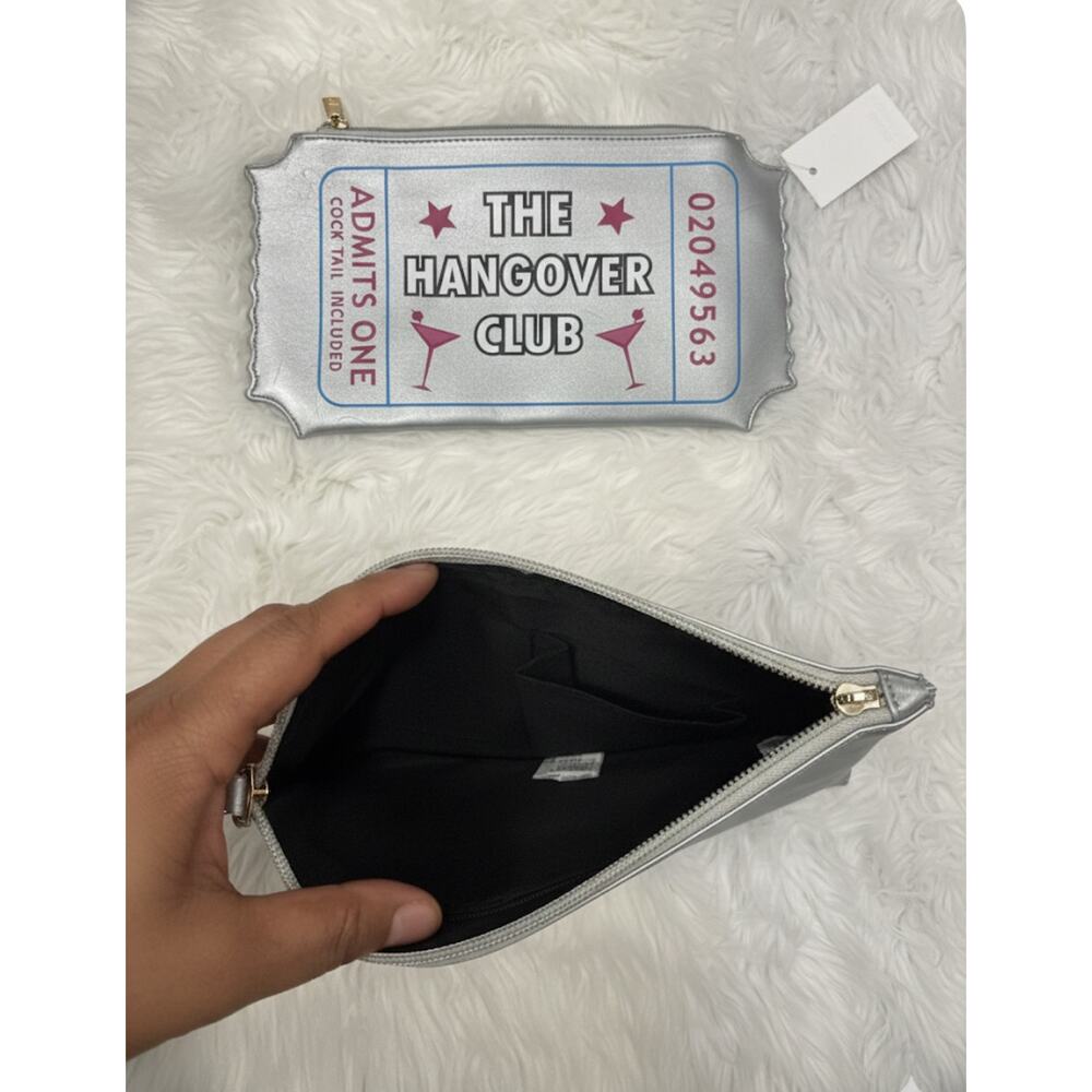 Hangover  Clutch